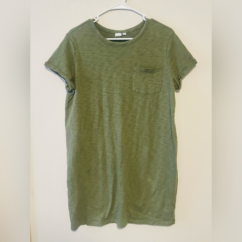 Women’s olive green T-shirt dress